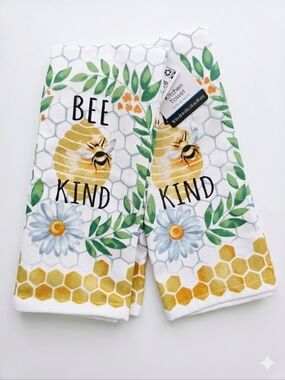 Mainstays Bee Kind Set Of 2  Towels White, Green, Blue, Orange Floral